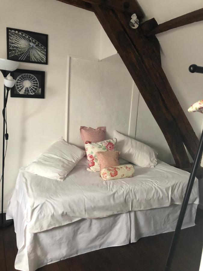 Ancien Relais De Poste The Old Post Office Bed & Breakfast Saint-Martial-d'Albarede Luaran gambar