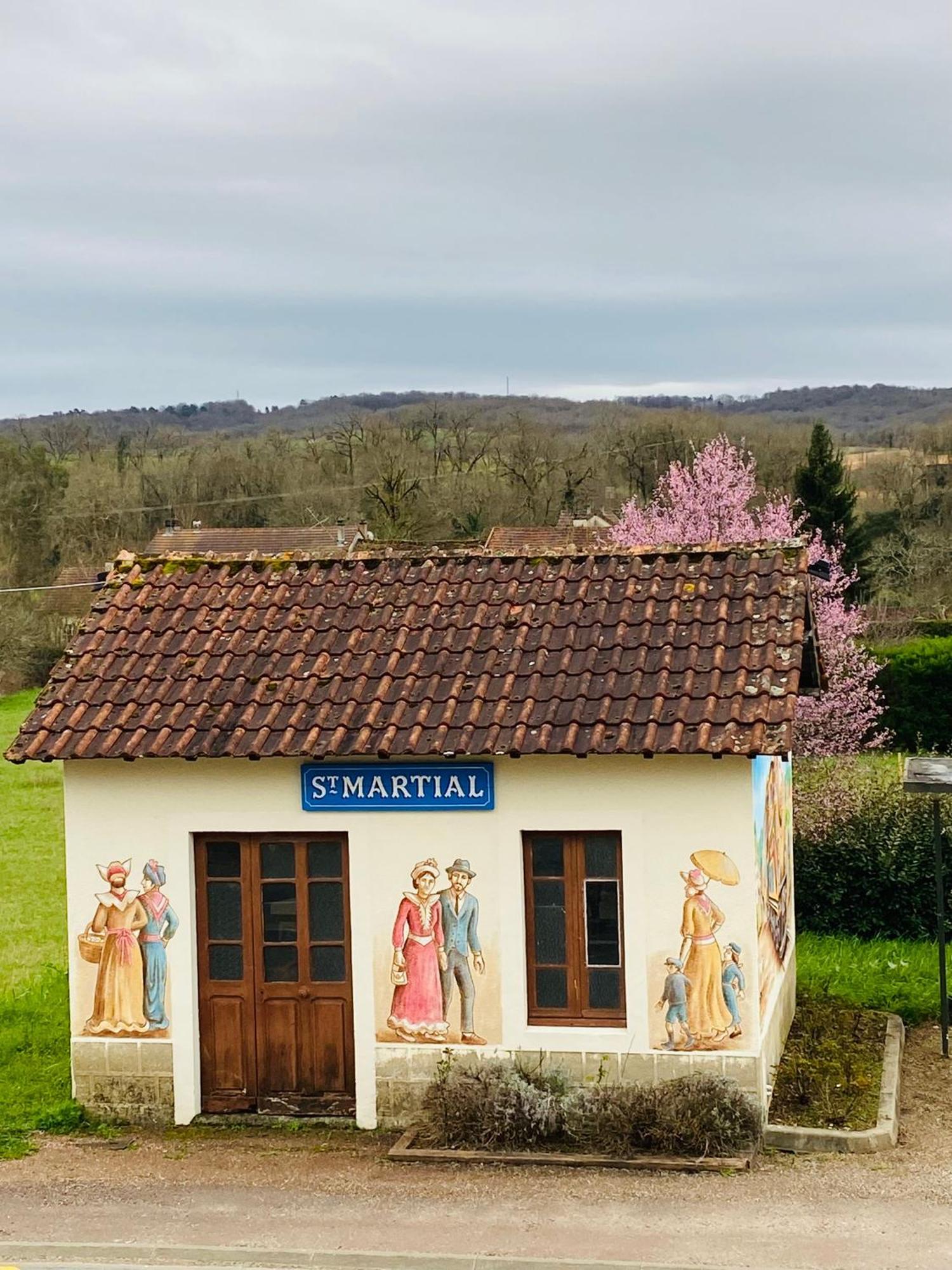 Ancien Relais De Poste The Old Post Office Bed & Breakfast Saint-Martial-d'Albarede Luaran gambar